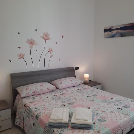 Casa Vacanza Serena レッチェ エクステリア 写真