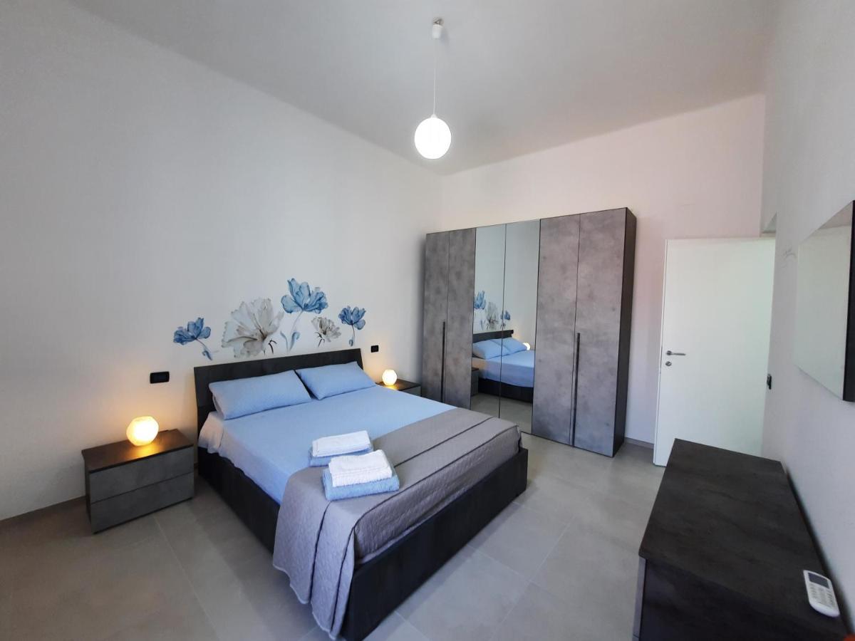 Casa Vacanza Serena レッチェ エクステリア 写真