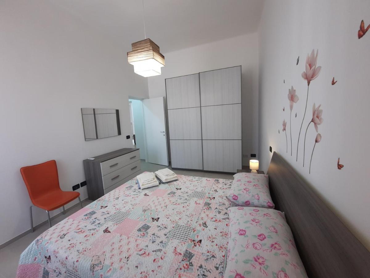 Casa Vacanza Serena レッチェ エクステリア 写真