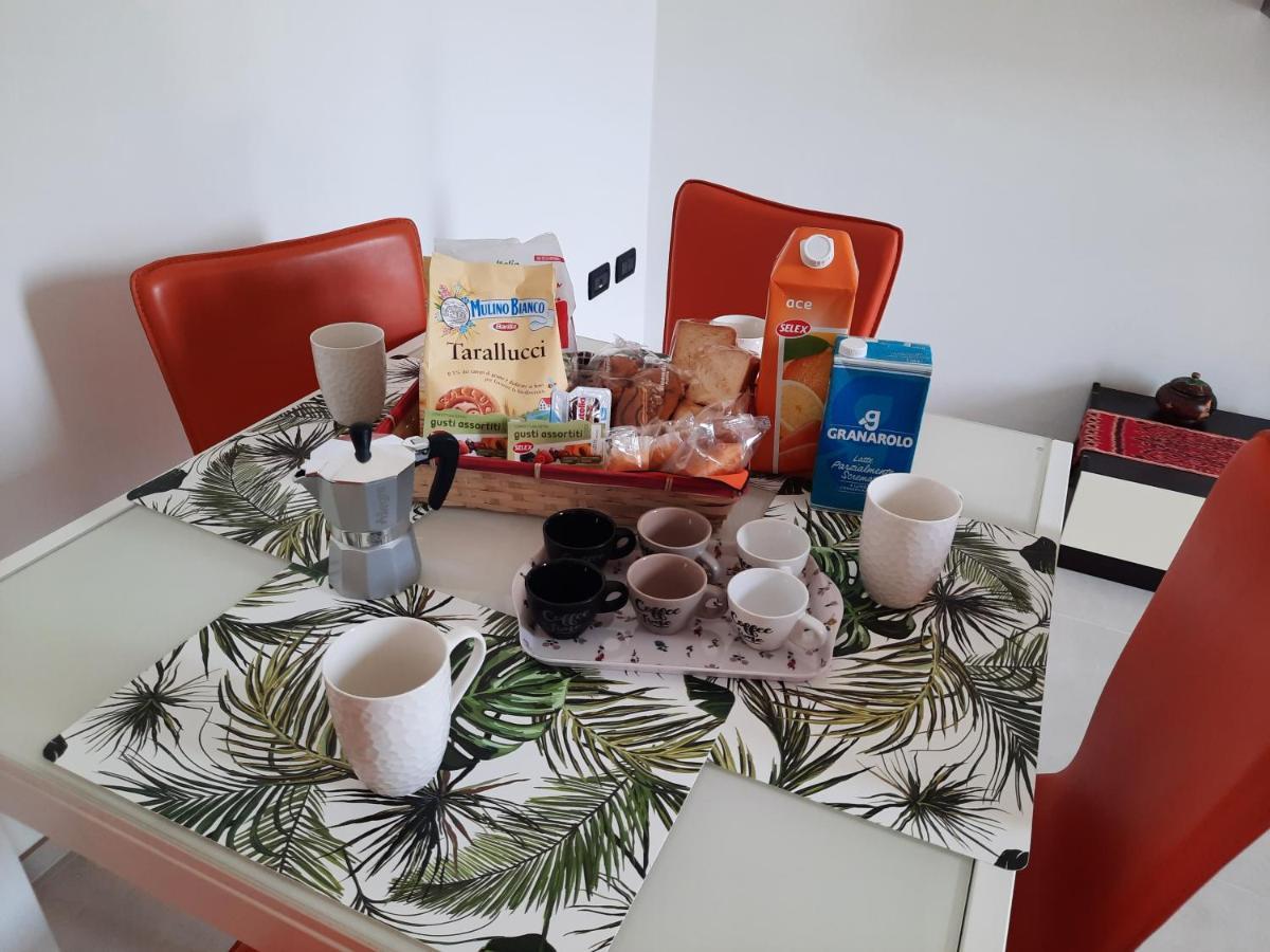 Casa Vacanza Serena レッチェ エクステリア 写真