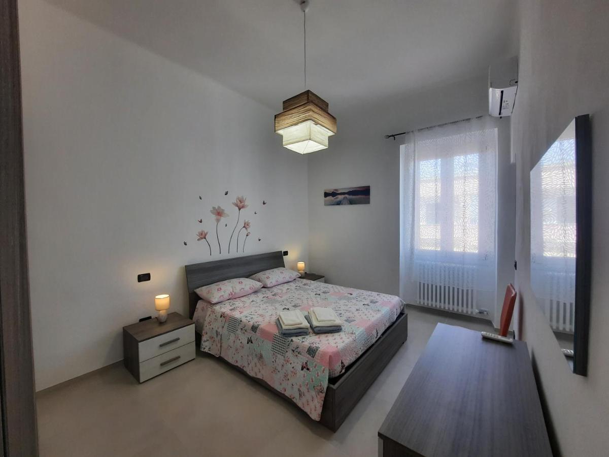 Casa Vacanza Serena レッチェ エクステリア 写真