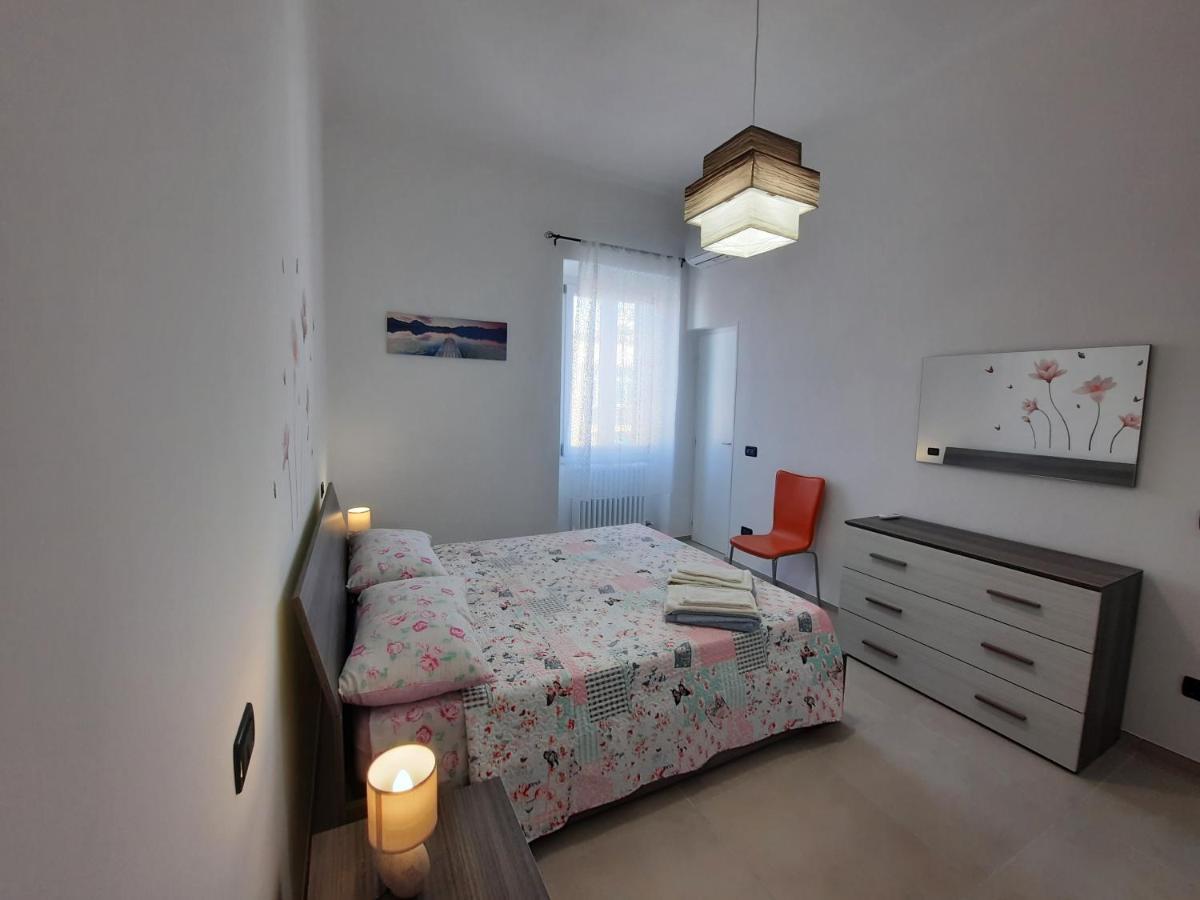 Casa Vacanza Serena レッチェ エクステリア 写真